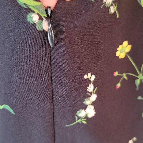 Ann Taylor factory floral print jumpsuit, size 14 - Picture 10 of 11